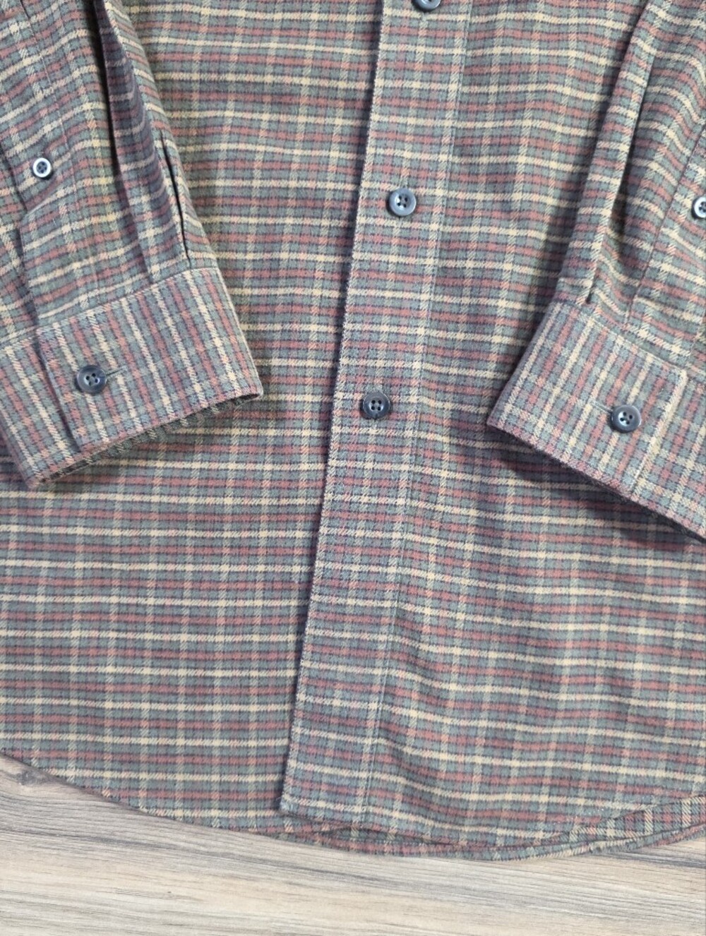 LL Bean Plaid Flannel Button Up Shirt Brown Green Mens Size L Long Sleeve Cotton - Picture 6 of 9